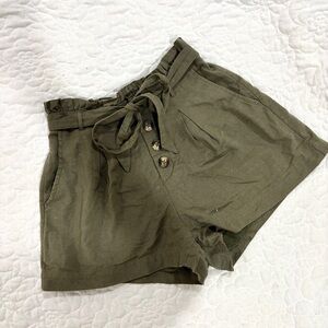 American Eagle Paperbag Shorts - XS